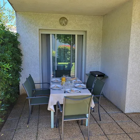 2 Avec Piscine Et Acces Direct A La Apartment