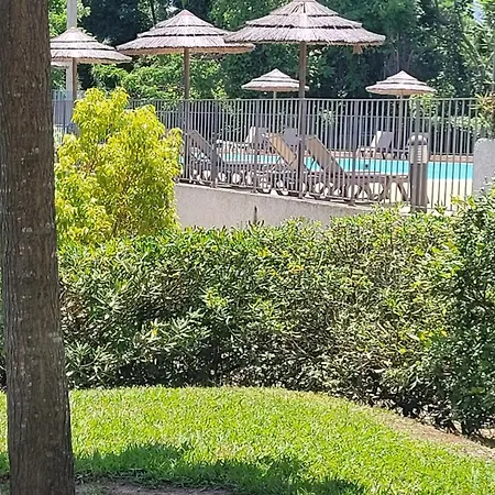 2 Avec Piscine Et Acces Direct A La Apartment *