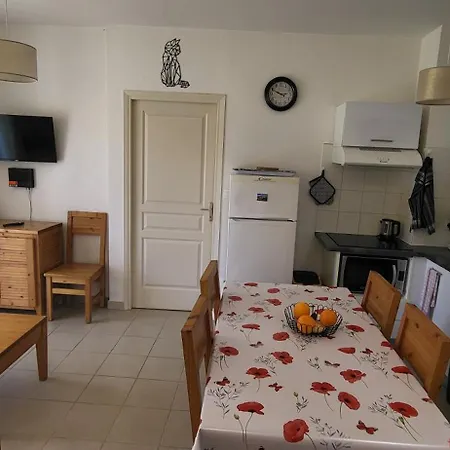 2 Avec Piscine Et Acces Direct A La Apartment